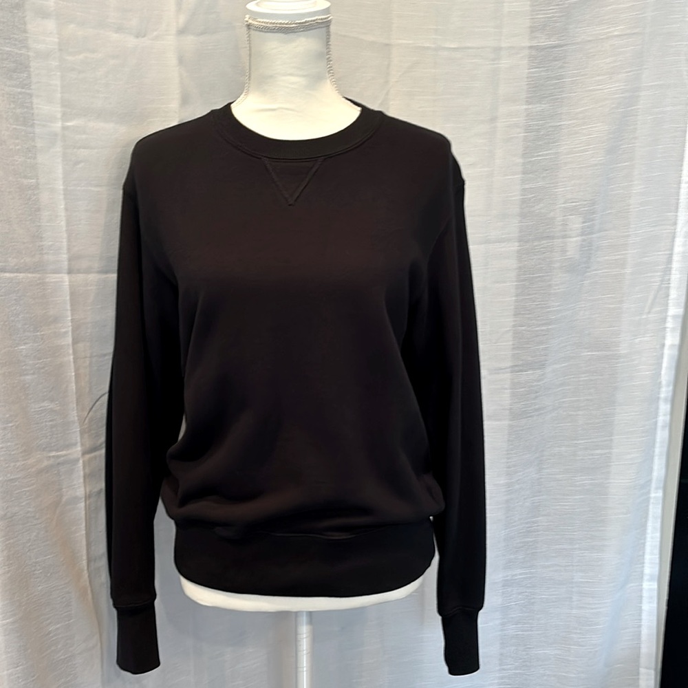 Uniqlo Sweatshirt Unisex Size Small Color Black